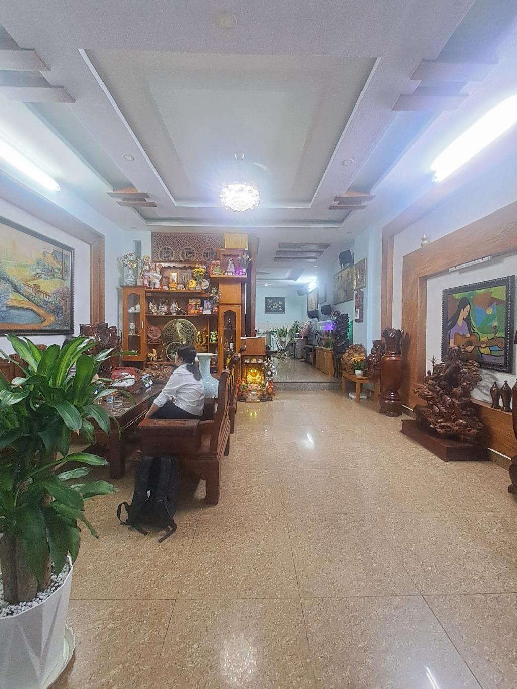 Ban nha hem phuong an phu dong