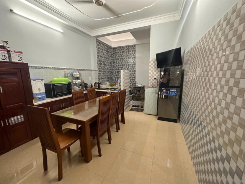 Bán Nhà Mặt Tiền Thạnh Lộc 29 Quận 12 – Nhà Phố Cao Cấp 4 Tầng, Xe Hơi Vào Nhà 2 ban nha Thanh Loc 29