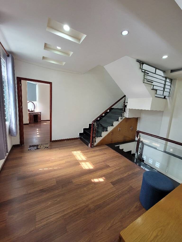 ban nha truc duong ha huy giap rotated