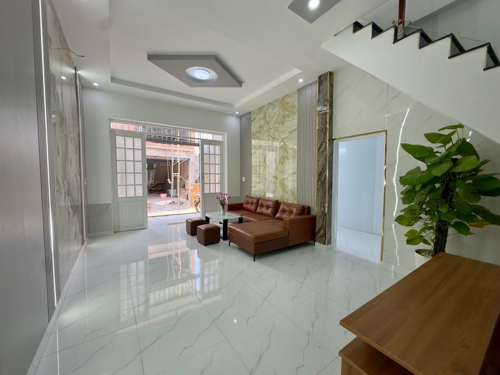 bán nhà thạnh lộc 37