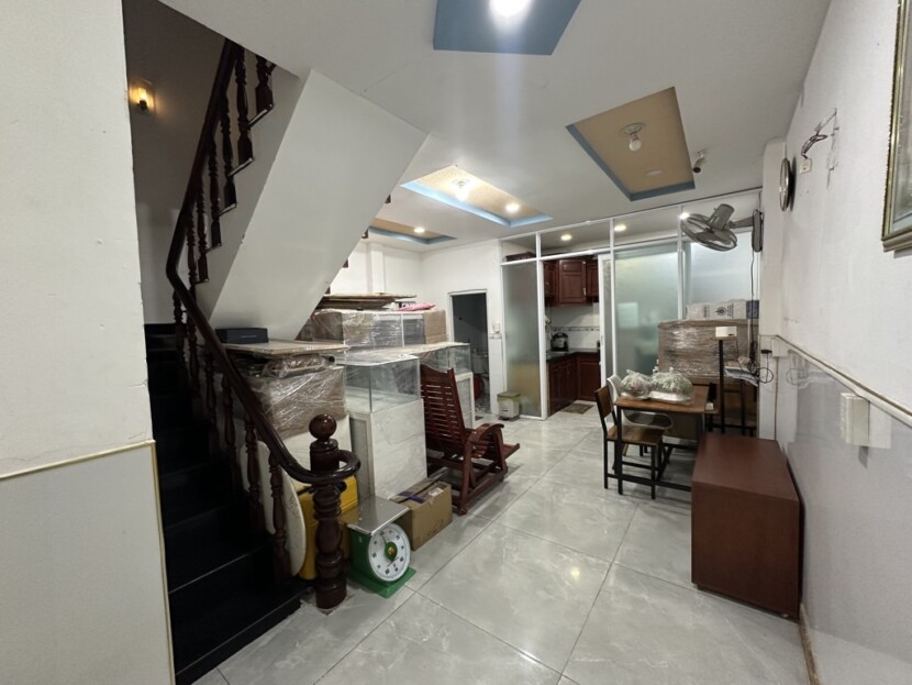 Bán nhà hẻm 12 Thạnh Lộc 27 An Phú Đông Quận 12, diện tích 73m2, 2 tầng 4PN