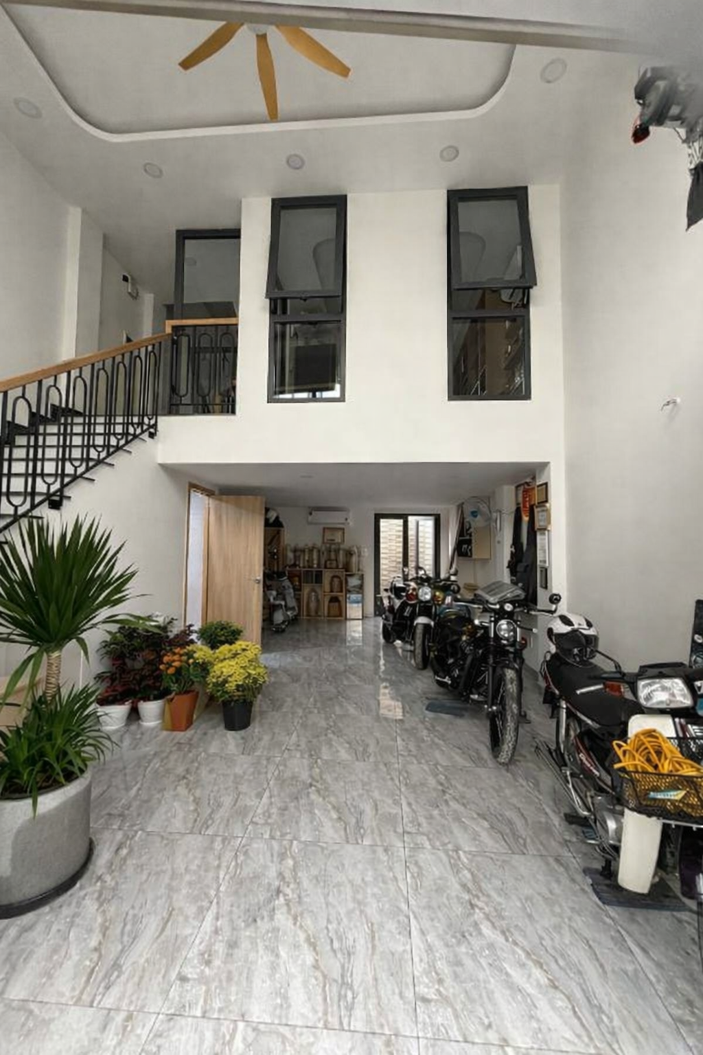 bán nhà hẻm xe hơi quận 12