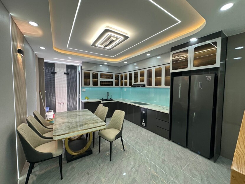 ban nha phuong thoi an